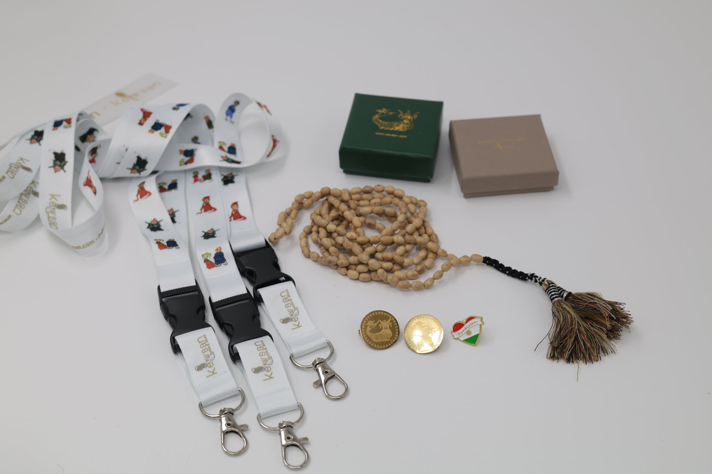 4 Kurdish accessories