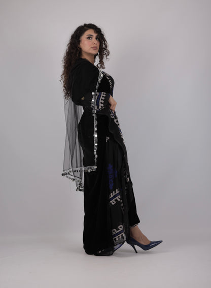 Golwanî, Hawrî Kiras & carbon blue  with kawa Velvet – Traditional Kurdish 4 Piece Dress