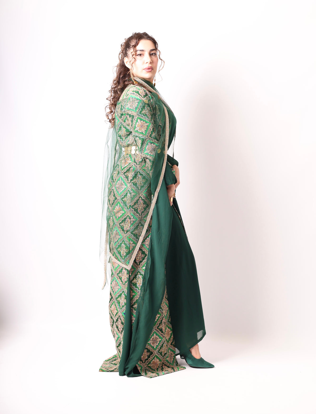 Monire  Dark Green 4  items including Dasmal with  Dark green