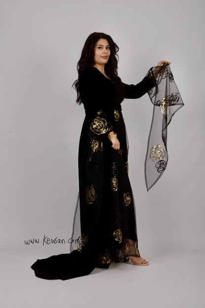 Nishtman Black Kiras and under wearKewsan textile and more Kurdish women, Kurdish clothes, Kurdische kleider