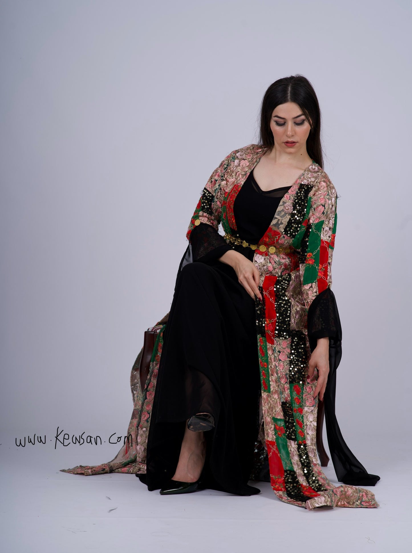 Kurdische Mode Öko-Kollektion A