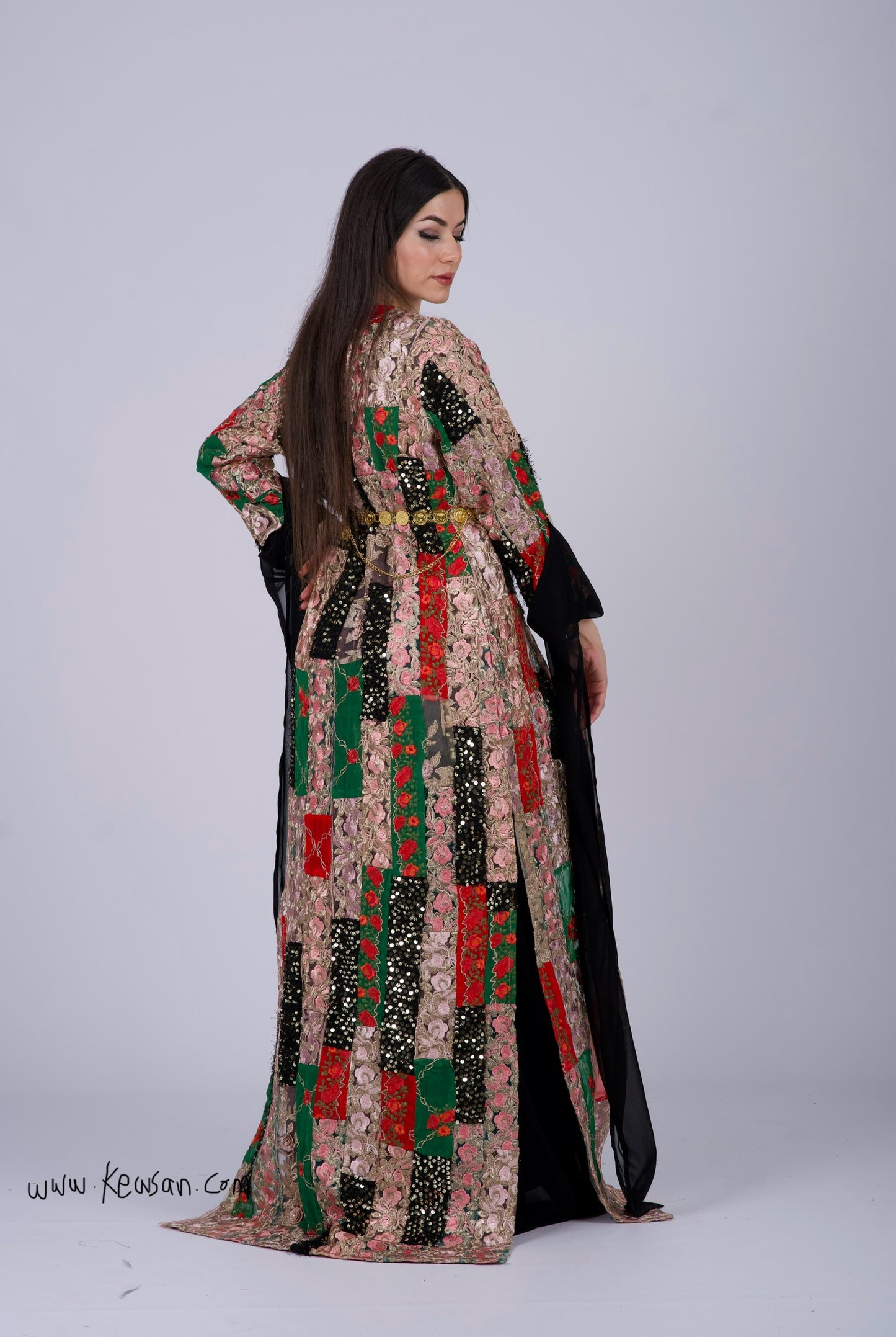 Kurdische Mode Öko-Kollektion A