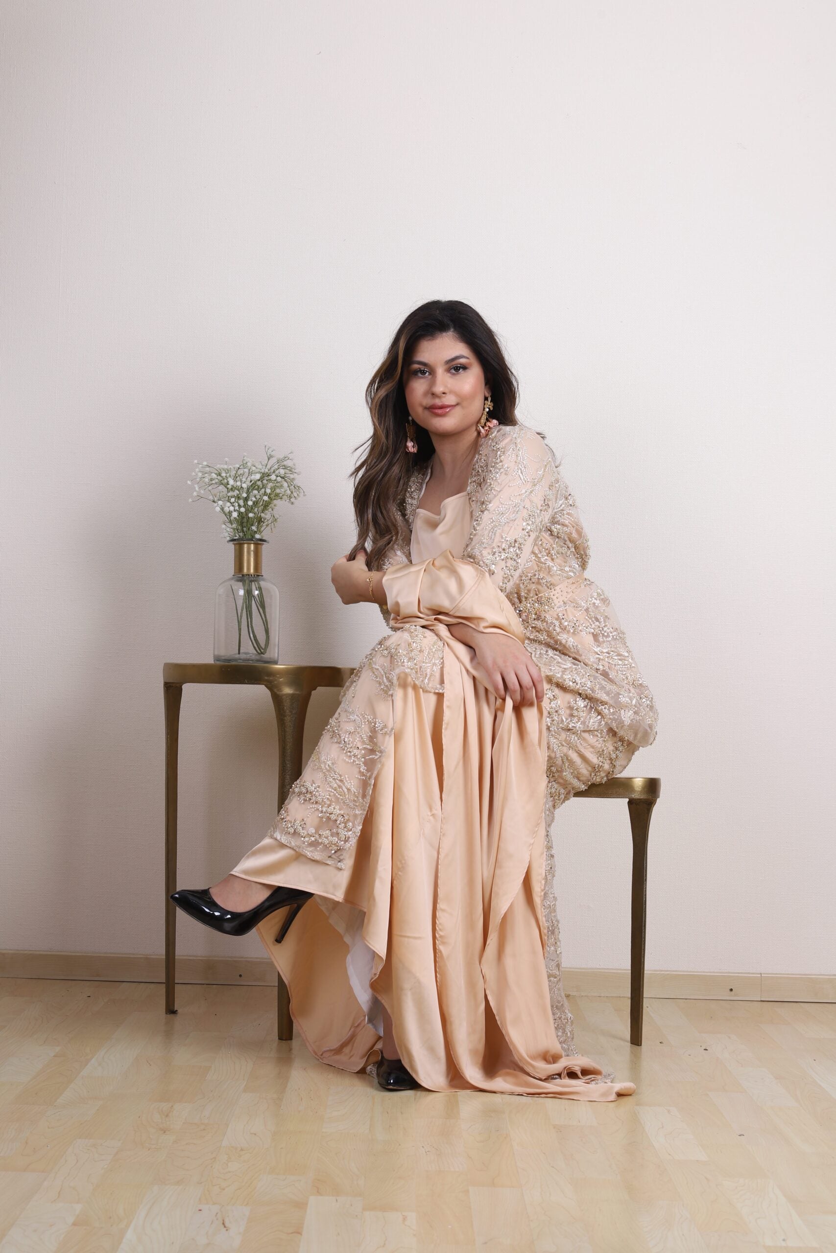 Luxury Hand Beaded peach Champagne set with beltKewsan textile and more Kurdish women, Kurdish clothes, Kurdische kleider