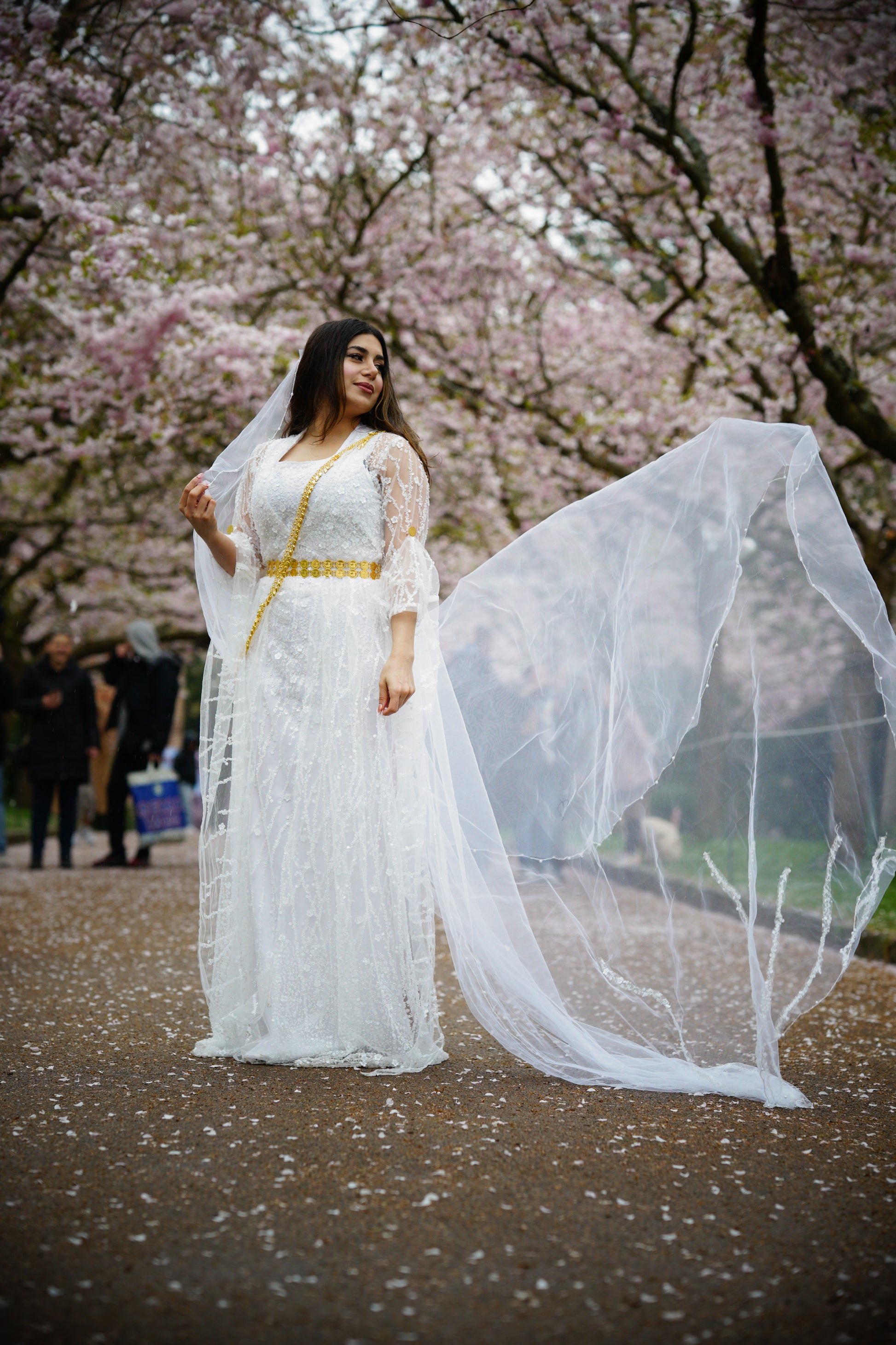 Kurdish Bride Dress - Elegant Traditional Wedding Wear