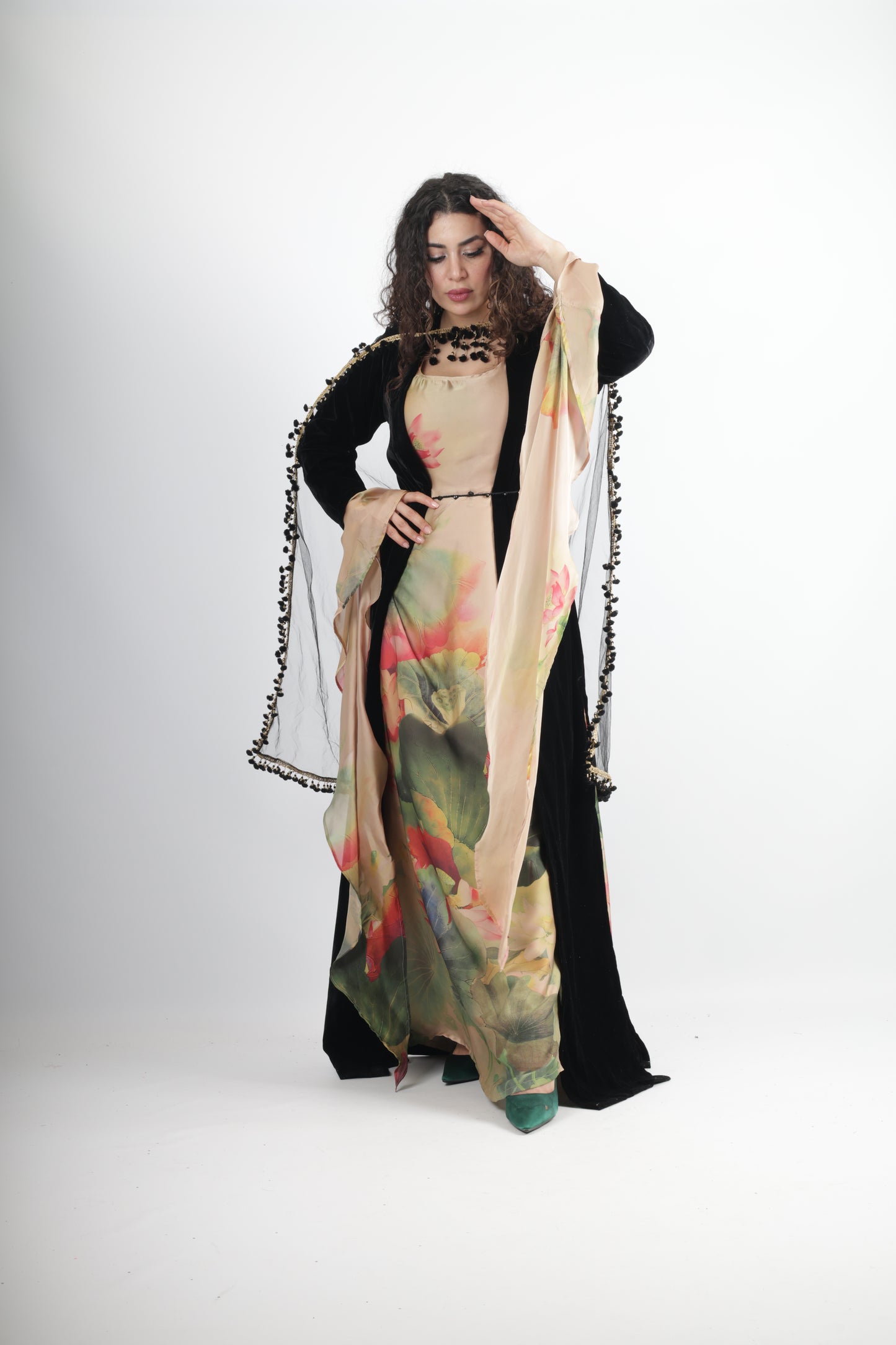 Shox Kurdish Deess 3 items with kawa