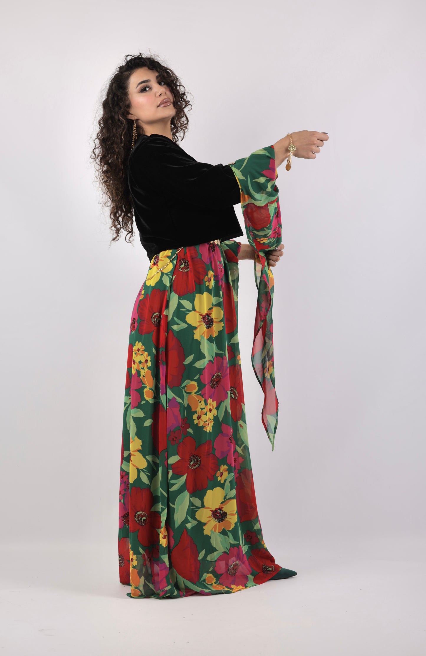 Kurdish Drsss Gulkash with Salte 3 items