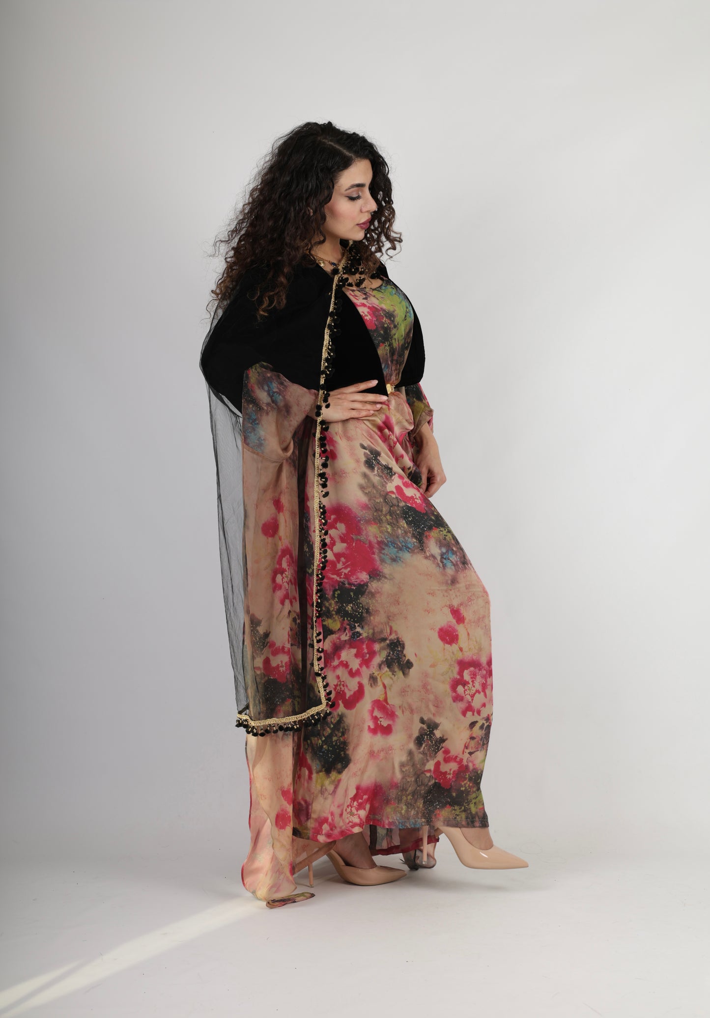 Stran Kurdish Dress complete with Salte velvet