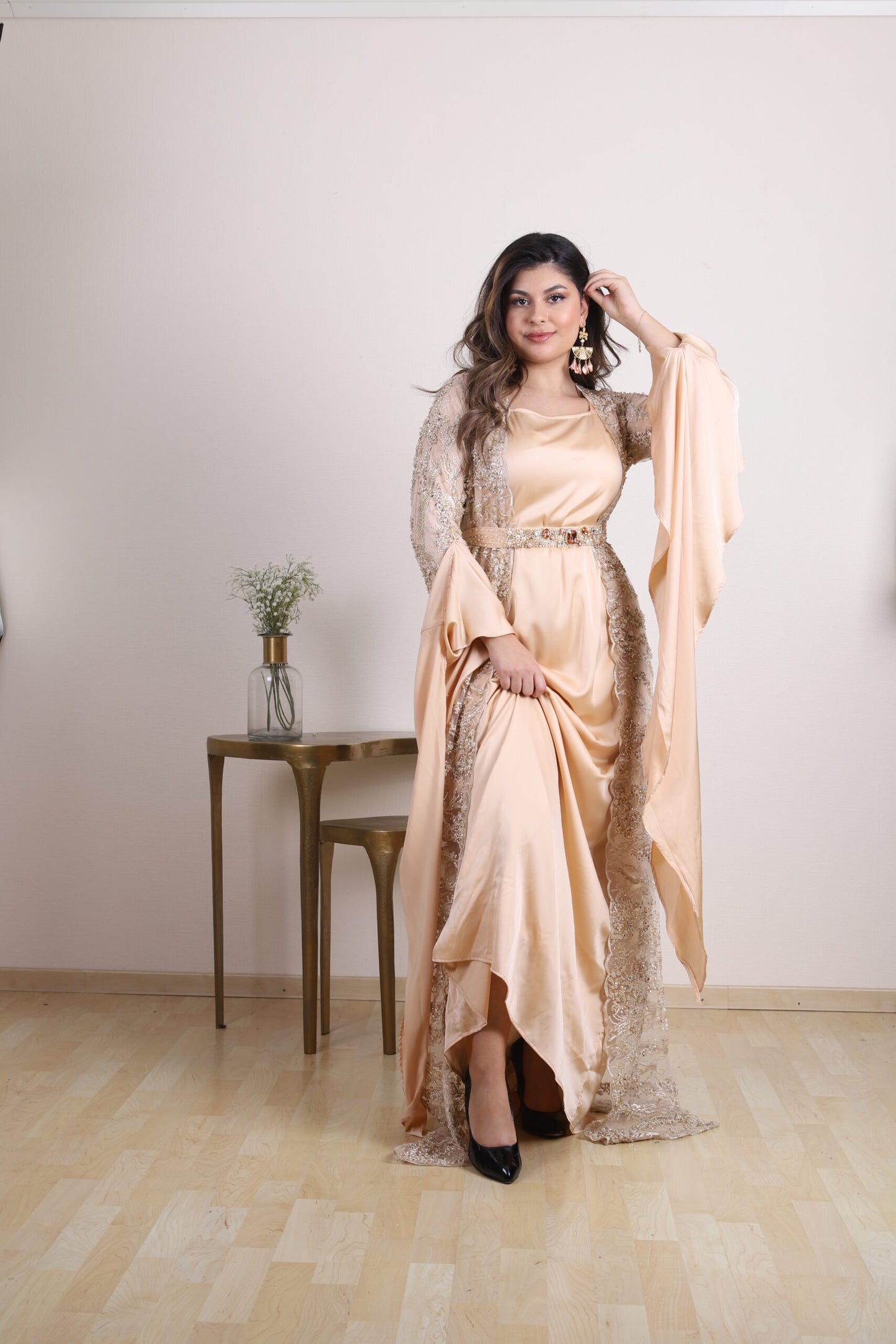 Luxury Hand Beaded peach Champagne set with beltKewsan textile and more Kurdish women, Kurdish clothes, Kurdische kleider