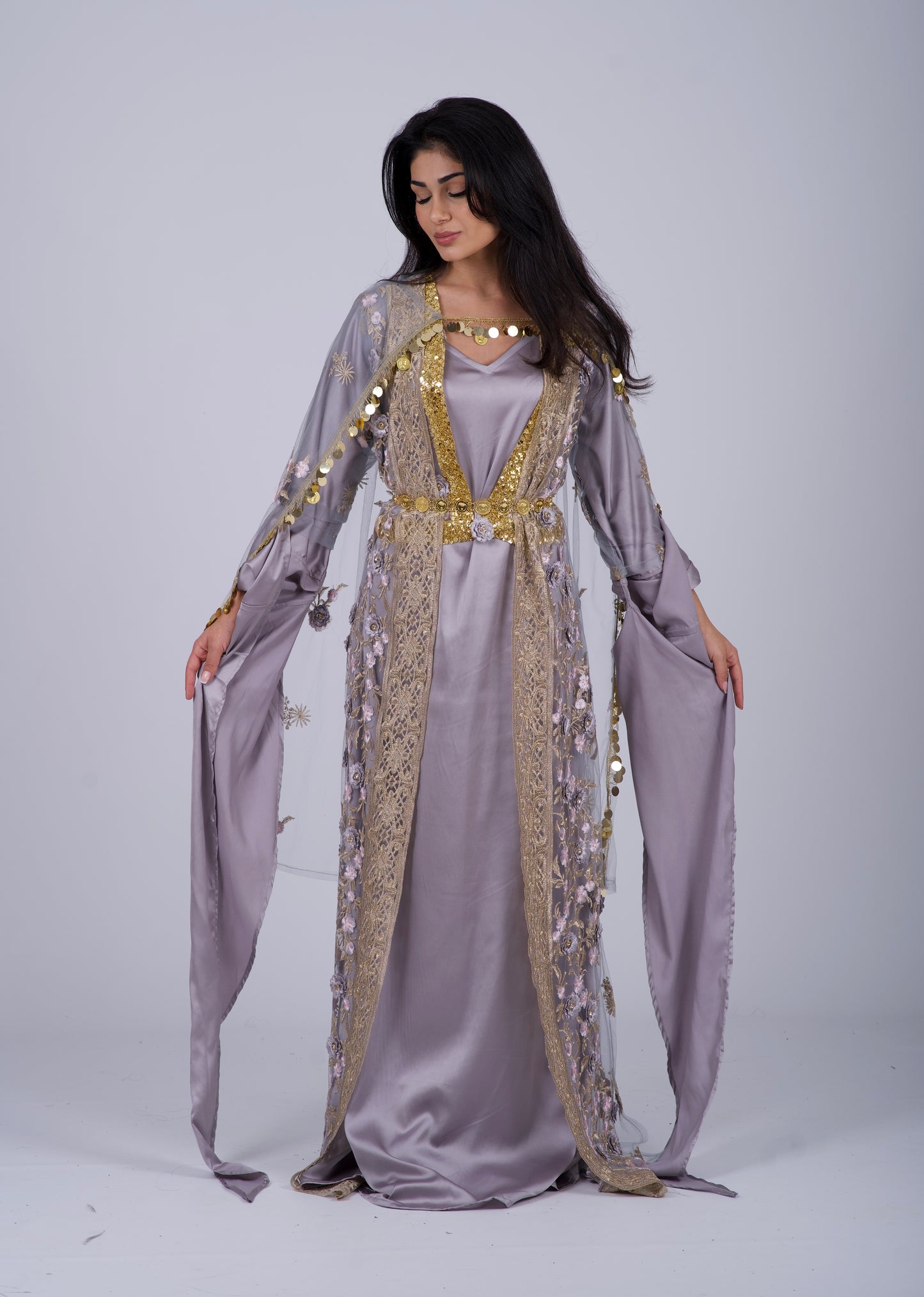 Xezal Collection – 5-Piece Traditional Kurdish Dress Set in Elegant Grey