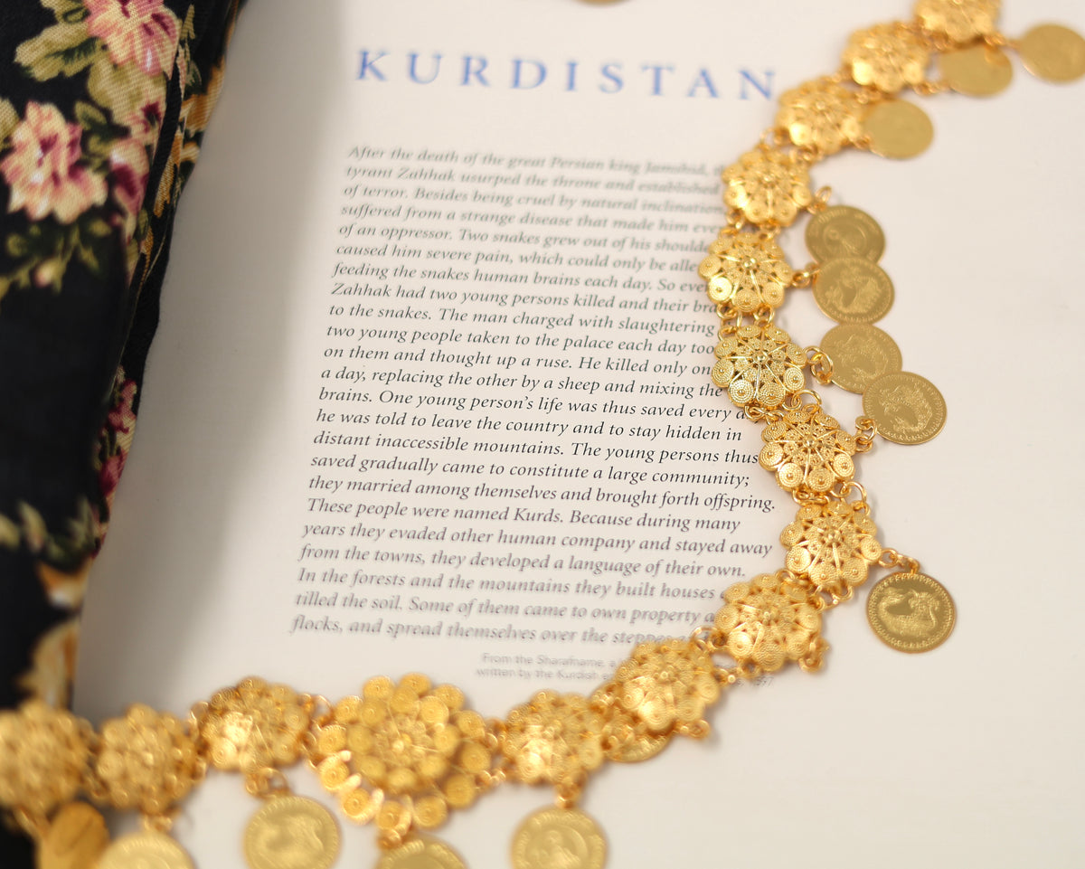 Kurdish Classic Sar Peshtwên including Box