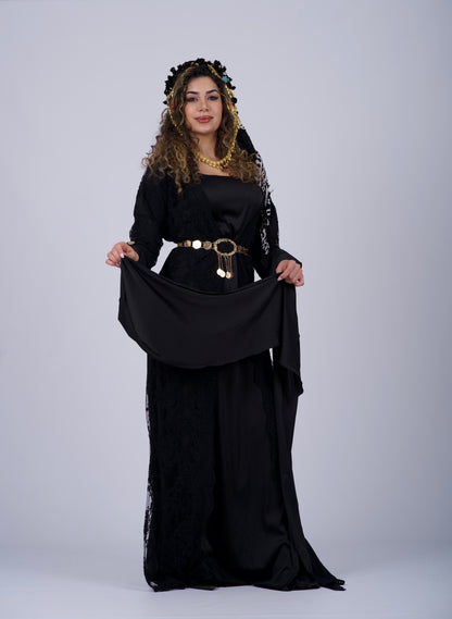  Kirasê Kurdî ya reşê midyênî ji seta silêvê yê bedew bi qelînên reş û girtîyeka bêgir, temamî bo Newroz û binavkirinan.
