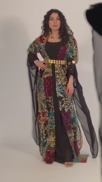 Die Armani Kurdish Dress Eco-Kollektion umfasst den Shamaran-Gürtel