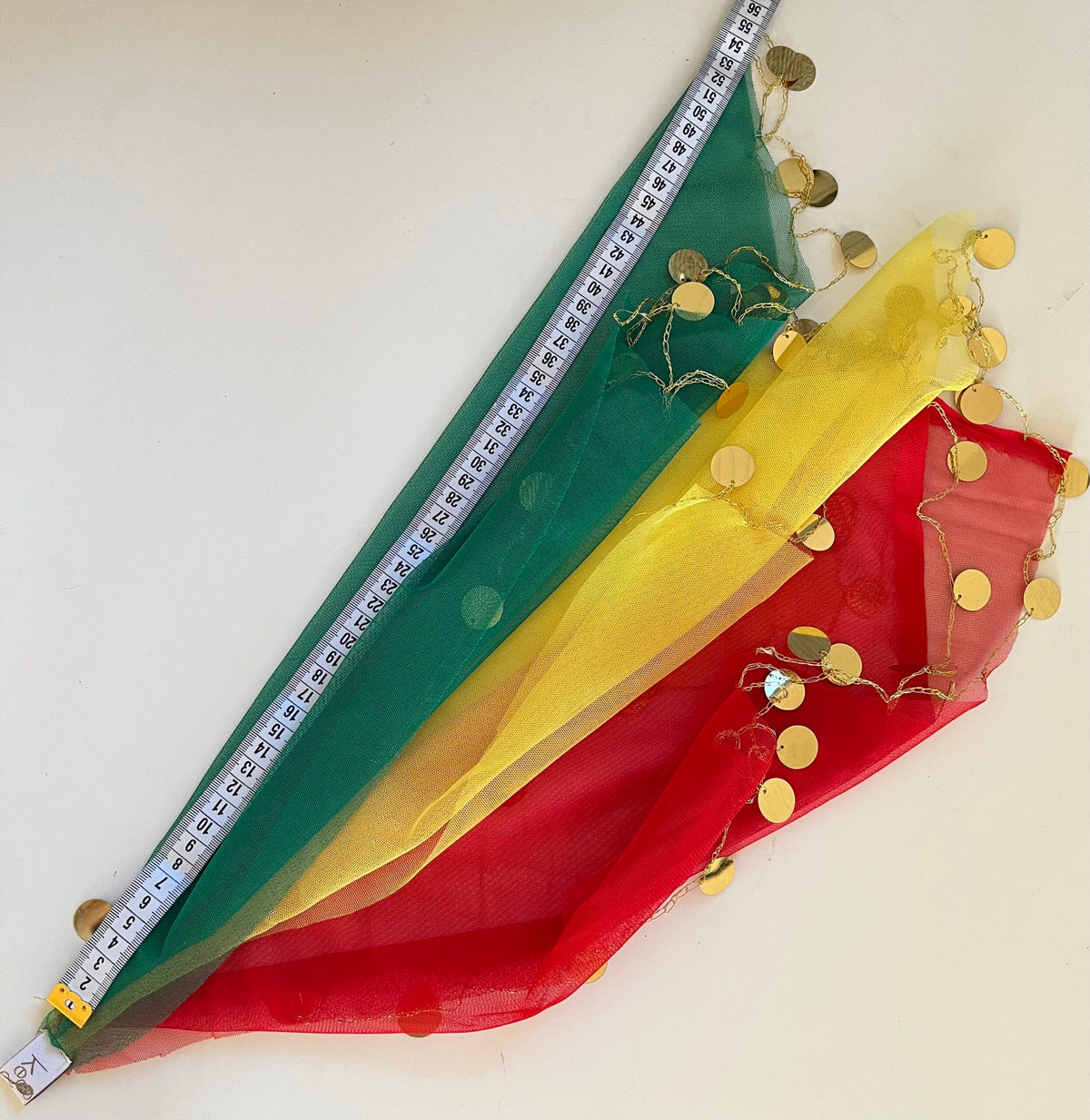 Flag with hand made sequinsKewsan textile and more Kurdish women, Kurdish clothes, Kurdische kleider