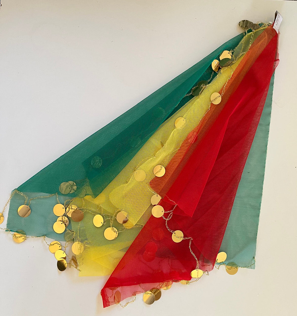Flag with hand made sequinsKewsan textile and more Kurdish women, Kurdish clothes, Kurdische kleider