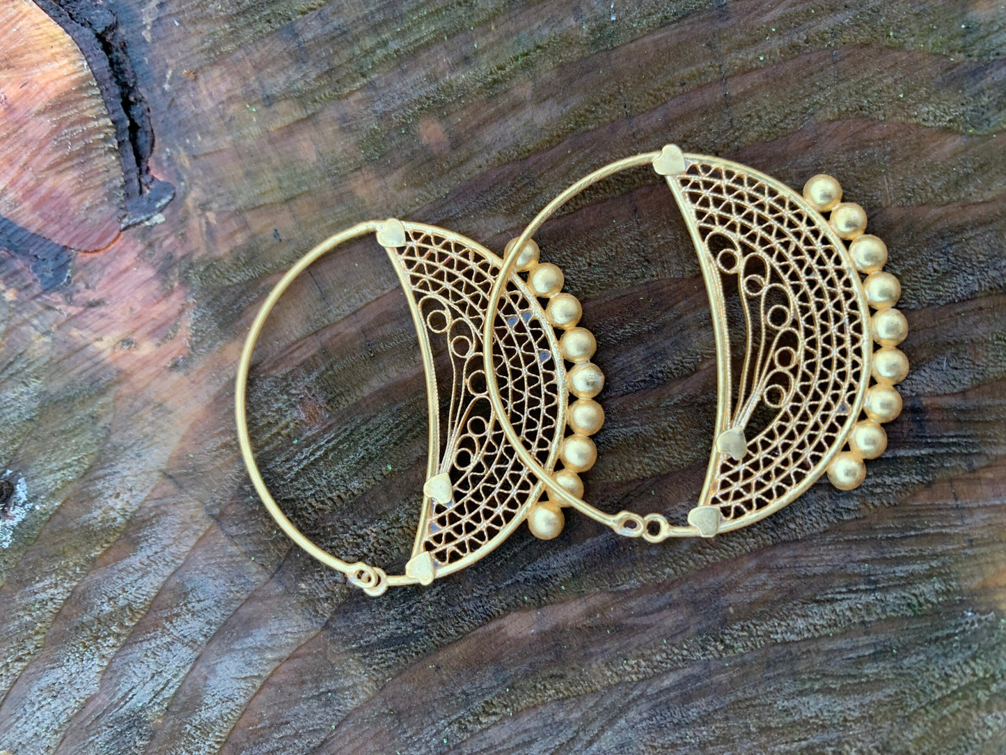 Gold plated Hand made earrings 5 cm diameter